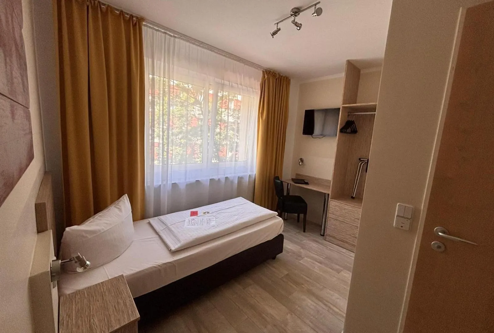 Hotel Kiez Pension Berlin 3*,  Tyskland