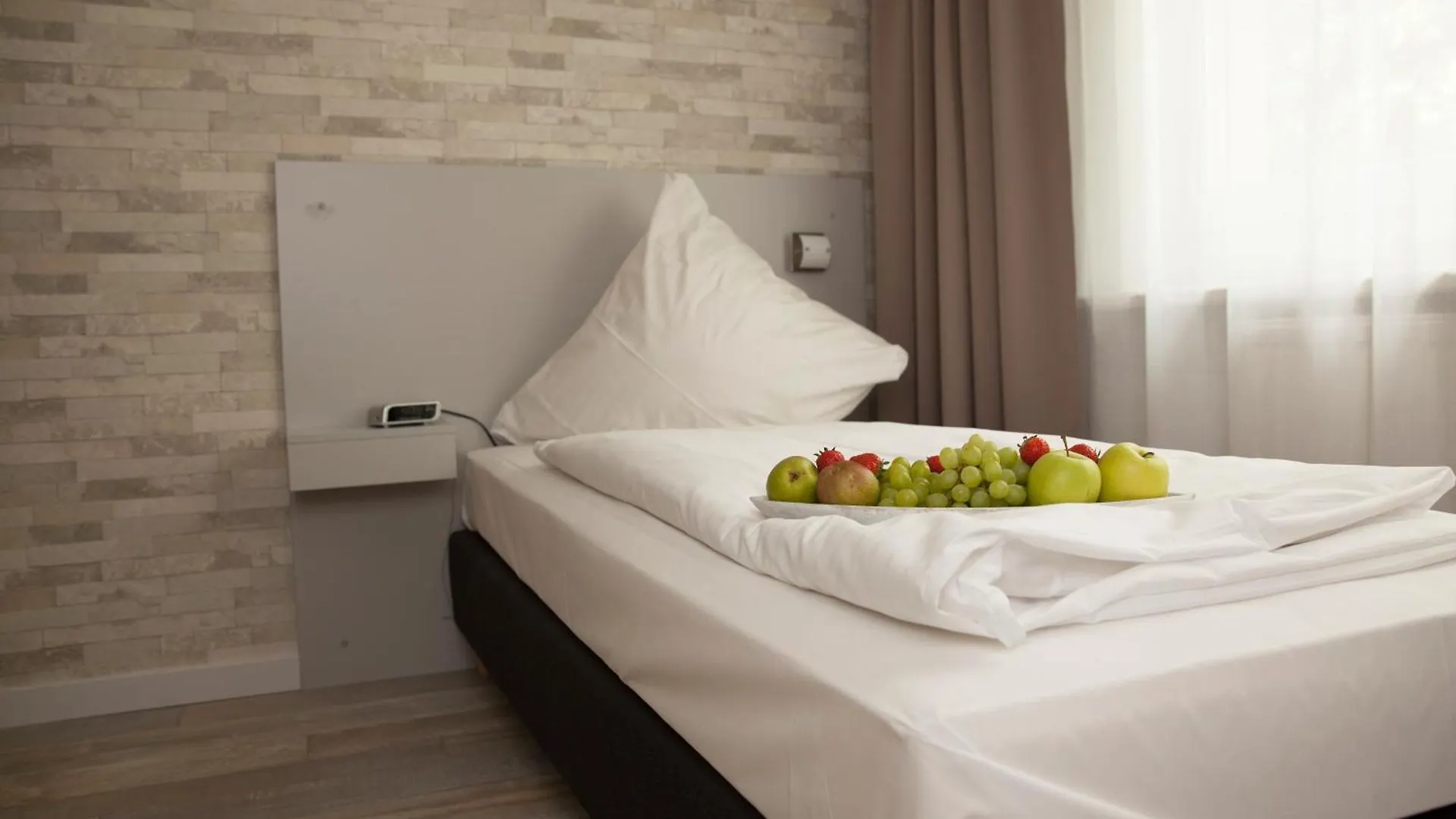 ***  Hotel Kiez Pension Berlin Deutschland